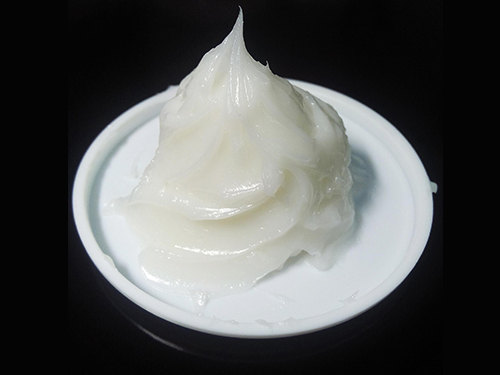 選擇塑膠零件潤滑脂要考慮哪些因素呢？